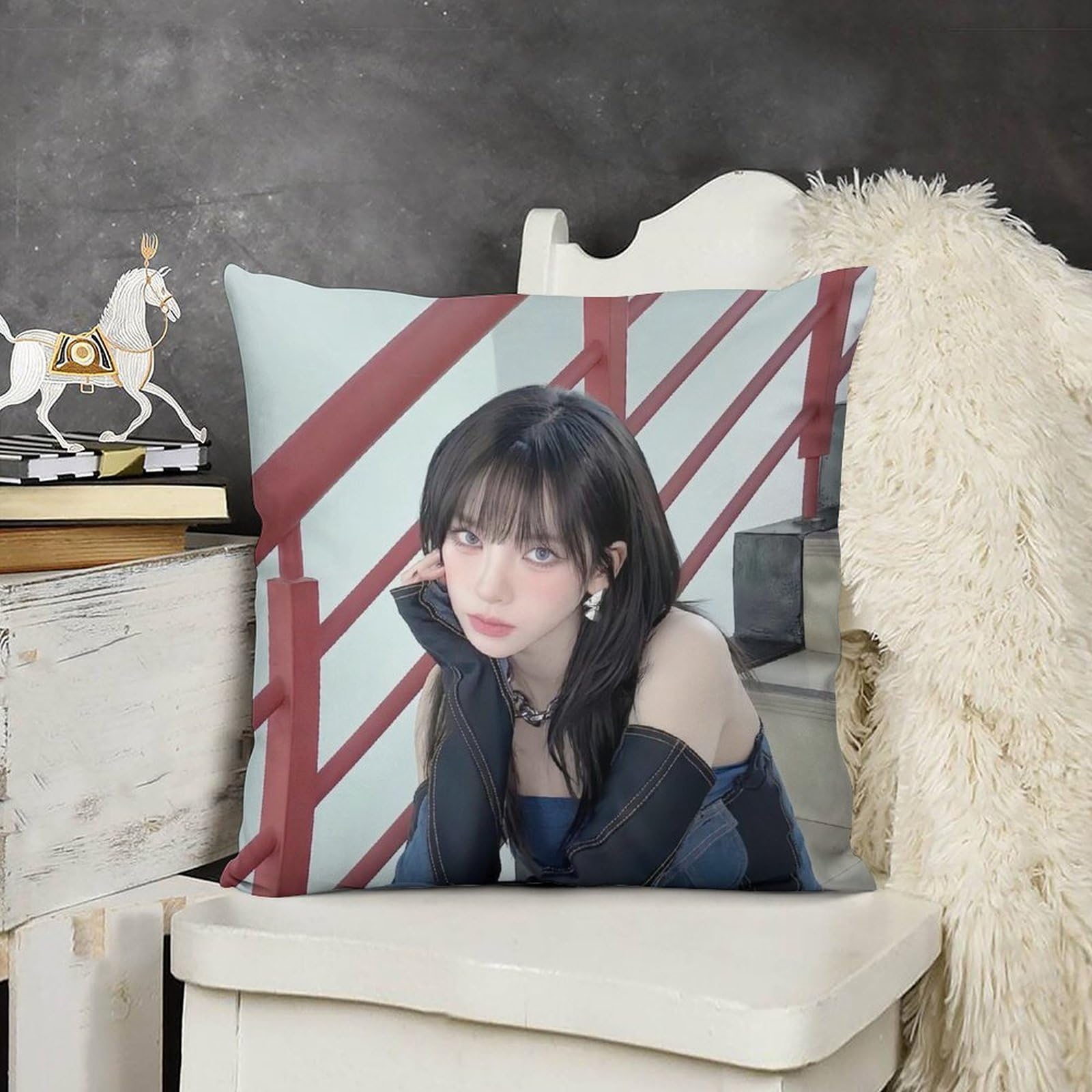 aespa  ニンニン　クッションカバー aespa ニンニン ningning 両面クッションカバー Amazon.co.jp